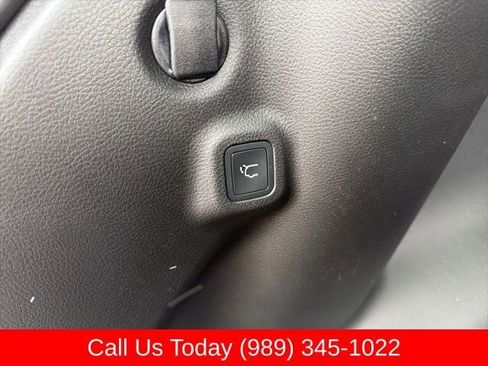 New 2026 Jeep Compass Limited image 32