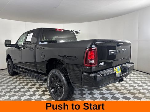 Used 2025 RAM 2500 Big Horn AWD/4WD image 9