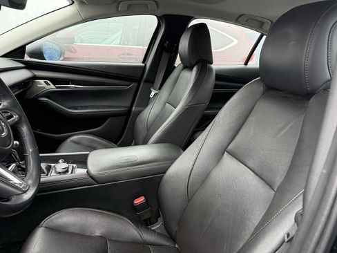 Used 2020 MAZDA MAZDA3 Premium image 8