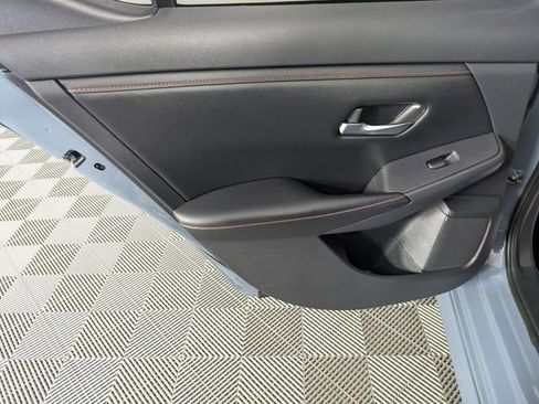 Used 2024 Nissan Sentra SR FWD image 22