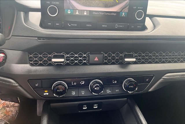 Used 2025 Honda Accord SE image 15