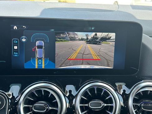 New 2026 Mercedes-Benz GLA 35 AMG 4MATIC image 32