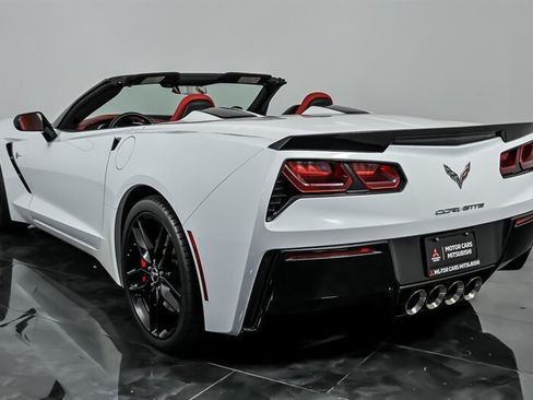 Used 2014 Chevrolet Corvette Stingray Convertible w/ 3LT Preferred Equipment Group RWD image 7