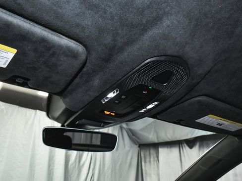 Used 2024 Porsche Cayenne Turbo GT image 44