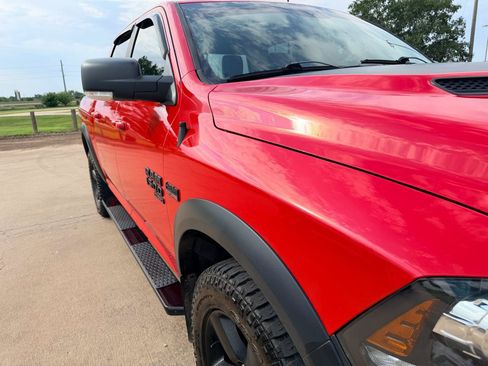 Used 2019 RAM 1500 Warlock AWD/4WD image 32