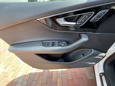 Used 2017 Audi Q7 3.0T Premium Plus AWD/4WD image 10