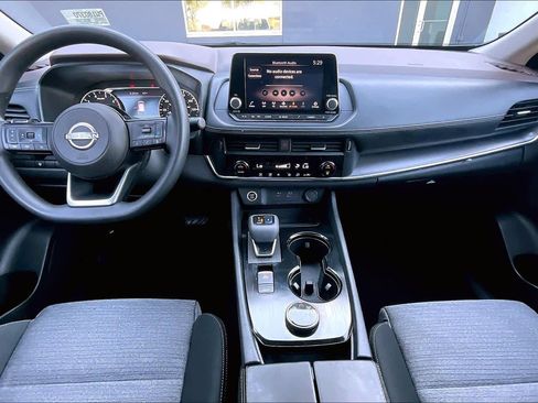 Certified 2023 Nissan Rogue SV image 15