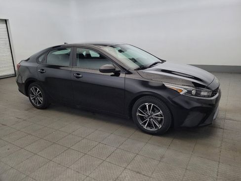 Used 2022 Kia Forte LXS FWD image 11