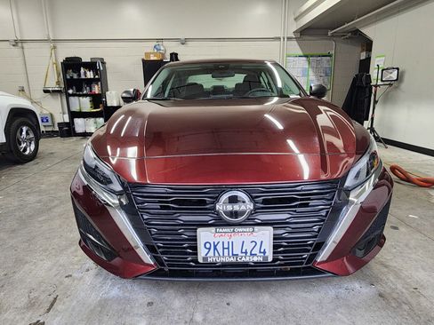 Used 2024 Nissan Altima 2.5 SV FWD image 26