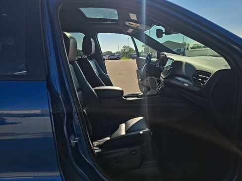 Used 2025 Dodge Durango R/T AWD/4WD image 16
