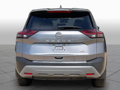Used 2023 Nissan Rogue SV FWD image 4