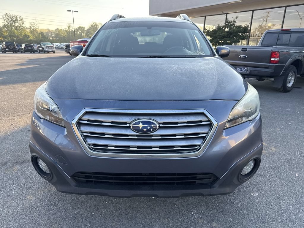 Used 2015 Subaru Outback 2.5i Premium AWD/4WD image 2
