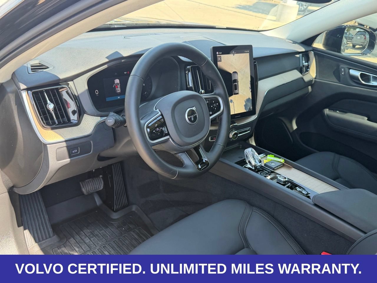 Certified 2026 Volvo XC60 B5 Plus AWD/4WD image 15