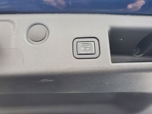 Certified 2022 Chevrolet Equinox RS image 12