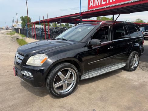 Used 2011 Mercedes-Benz GL 450 4MATIC w/ Premium 2 Pkg image 2