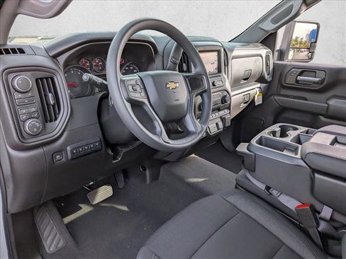 New 2026 Chevrolet Silverado 2500 Custom w/ Custom Value Package image 3