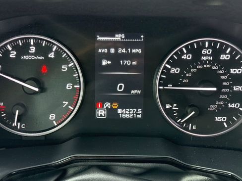 Used 2025 Subaru Outback Premium image 30