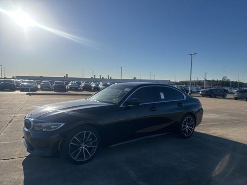 Used 2021 BMW 330i Sedan w/ Convenience Package image 6