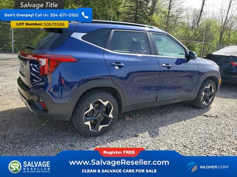 Used 2025 Kia Seltos EX w/ EX Sunroof Package AWD/4WD image 4