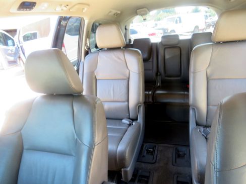 Used 2012 Honda Odyssey Touring image 19