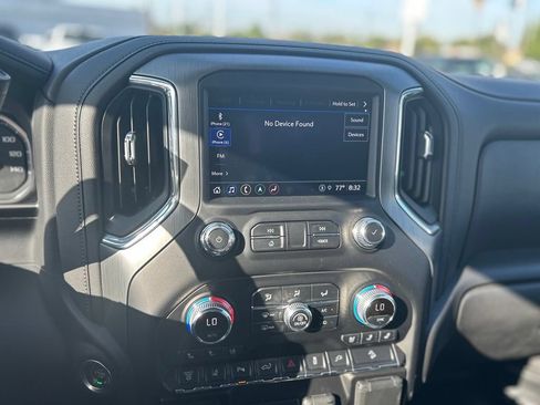 Used 2022 GMC Sierra 2500 Denali AWD/4WD image 10