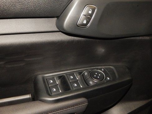 New 2025 Ford Ranger XLT w/ Black Appearance Package image 16