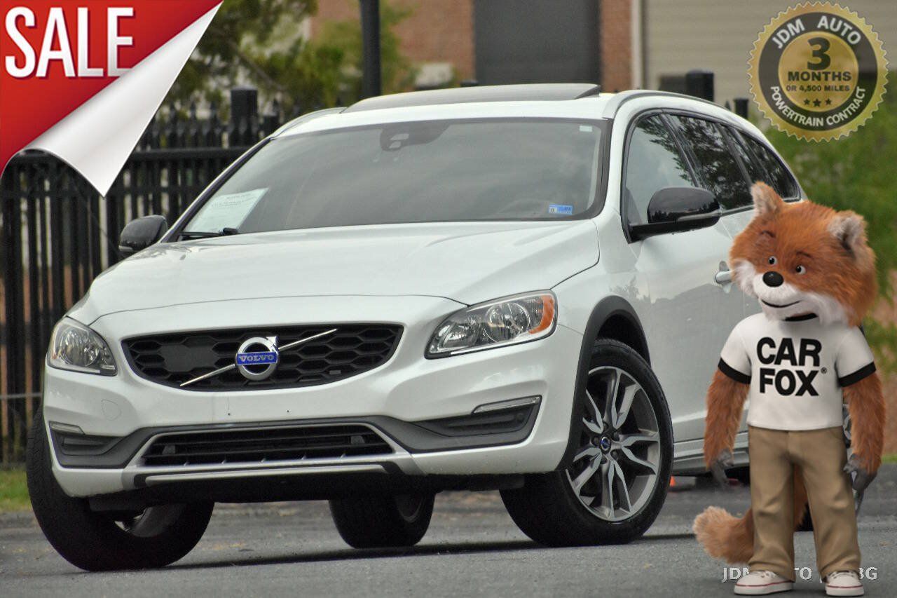 Used 2016 Volvo V60 T5 Cross Country w/ Convenience Package AWD/4WD image 1