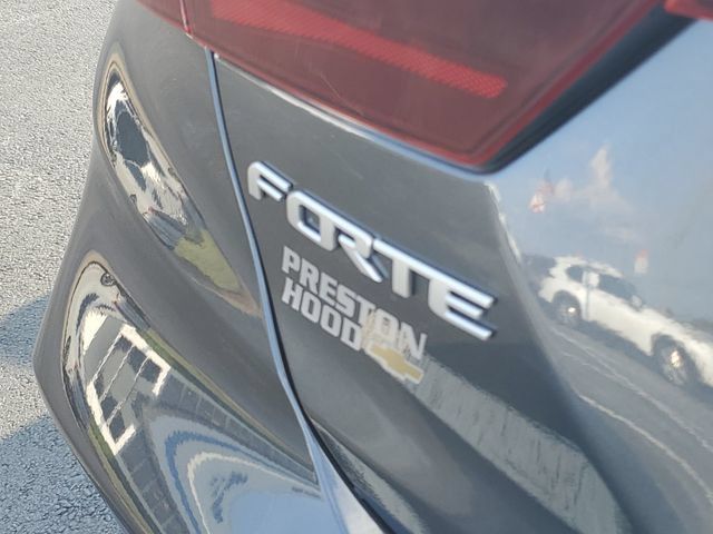 Used 2024 Kia Forte LXS w/ LXS Technology Package FWD image 8
