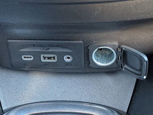 Used 2024 Chevrolet Malibu LT image 21