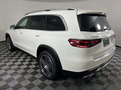 New 2025 Mercedes-Benz GLS 450 4MATIC image 10
