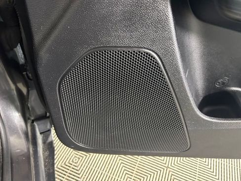 Used 2015 Jeep Cherokee Latitude w/ Cold Weather Group image 30