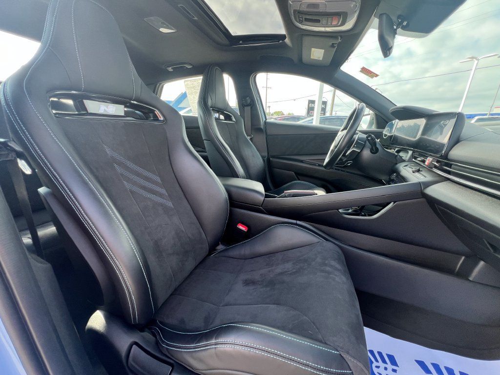 Used 2023 Hyundai Elantra N w/ Preferred Accessory Package FWD image 36
