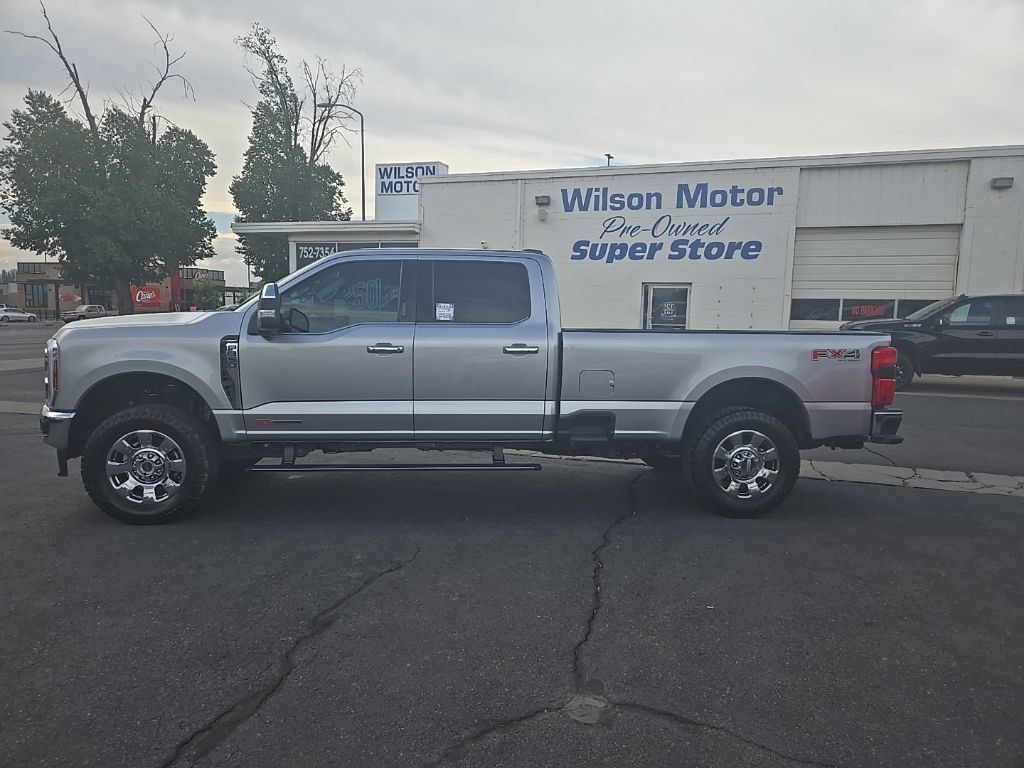 Used 2024 Ford F350 Lariat w/ Lariat Ultimate Package AWD/4WD image 8