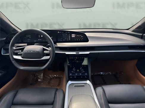 Used 2024 Lucid Air Touring image 13