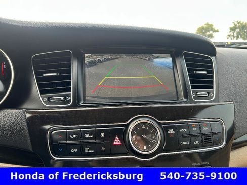 Used 2015 Kia Cadenza Premium w/ Technology Package FWD image 20