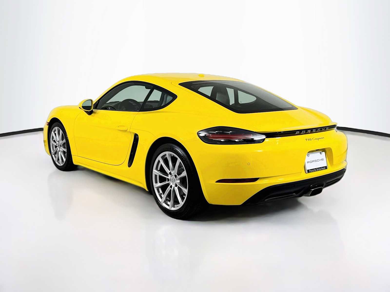 Certified 2023 Porsche 718 Cayman RWD image 3