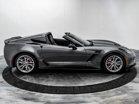 Used 2016 Chevrolet Corvette Z06 w/ 2LZ Preferred Equipment Group image 22