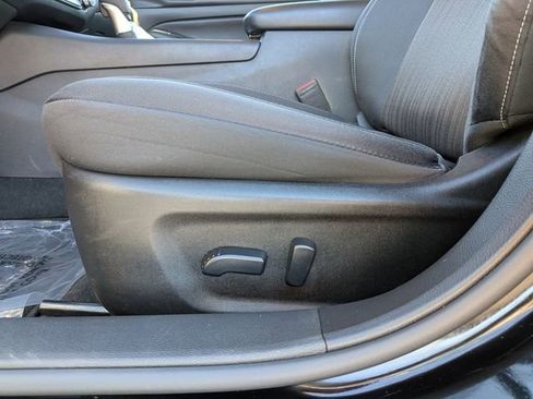 Used 2024 Nissan Altima 2.5 SV image 16