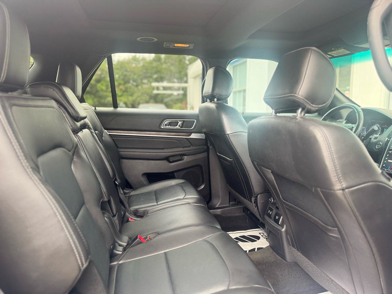 Used 2017 Ford Explorer Limited w/ Equipment Group 301A FWD image 63