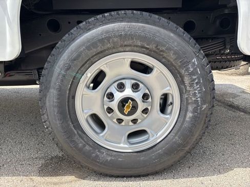 New 2025 Chevrolet Silverado 2500 W/T w/ WT Convenience Package image 8