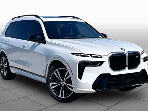 Used 2025 BMW X7 M60i AWD/4WD image 2