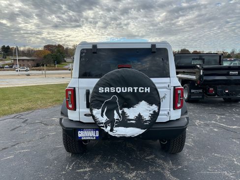 New 2025 Ford Bronco Badlands w/ Sasquatch Package AWD/4WD image 28