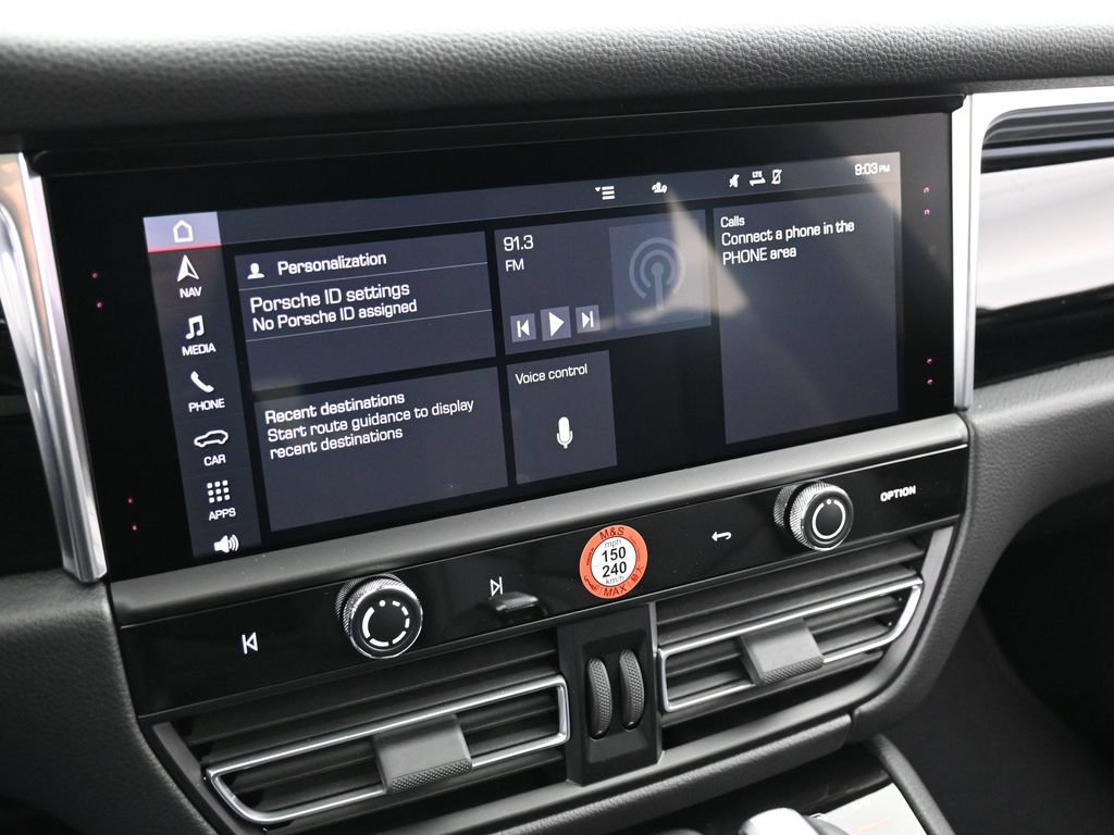 Certified 2026 Porsche Macan AWD/4WD image 21