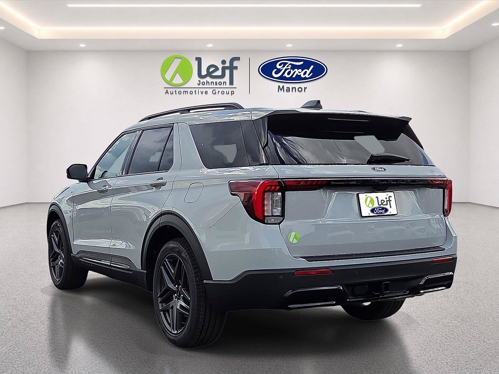 New 2027 Ford Explorer ST-Line w/ Premium Package RWD image 6