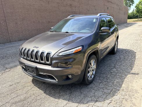 Used 2018 Jeep Cherokee Limited AWD/4WD image 1
