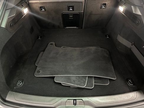 Used 2022 Maserati Levante Modena image 19