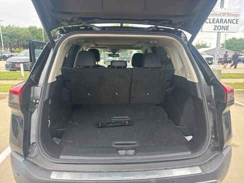 Used 2023 Nissan Rogue SL w/ SL Premium Package image 7