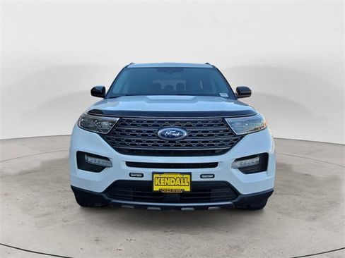 Certified 2023 Ford Explorer XLT w/ Equipment Group 202A image 8