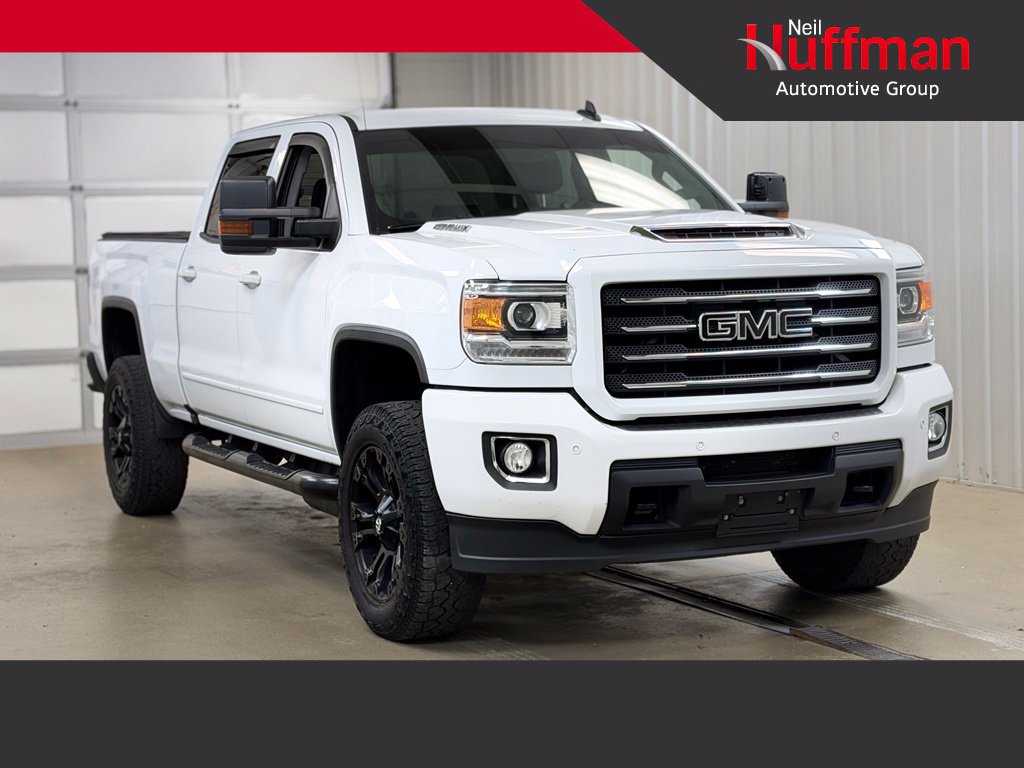 Used 2018 GMC Sierra 2500 SLT w/ Duramax Plus Package AWD/4WD image 1