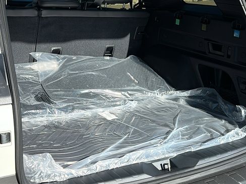 New 2026 Subaru Outback Touring XT image 27